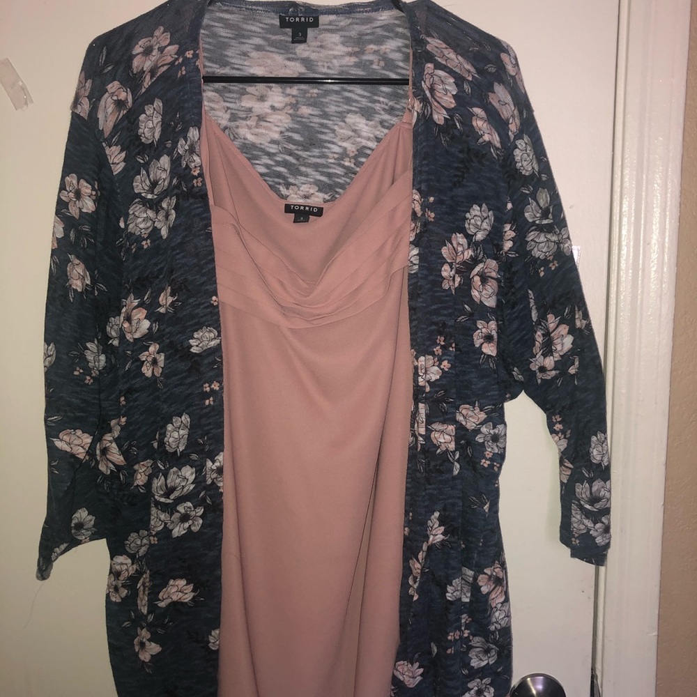 Mauve Tank and floral Kimono combo